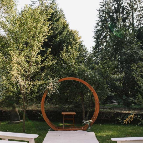 wedding destionation in Romania in nature